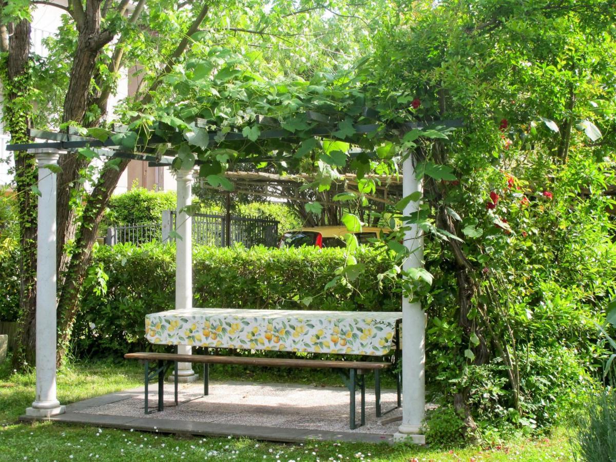 מרינה די מסה Apartment Ilaria By Interhome מראה חיצוני תמונה